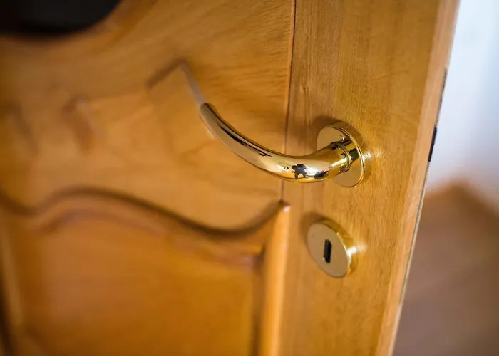 بيت ضيافة Ambrozic 3*