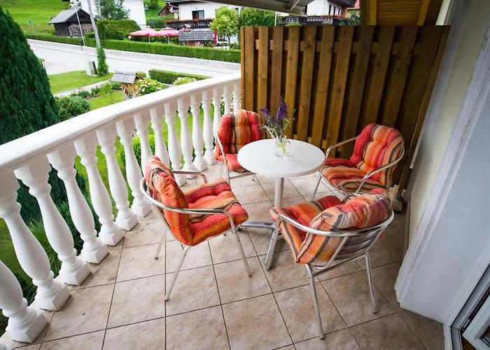 Hiša za goste Ambrozic 3*