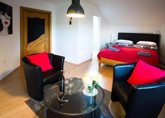 Ambrozic Guest house 3*